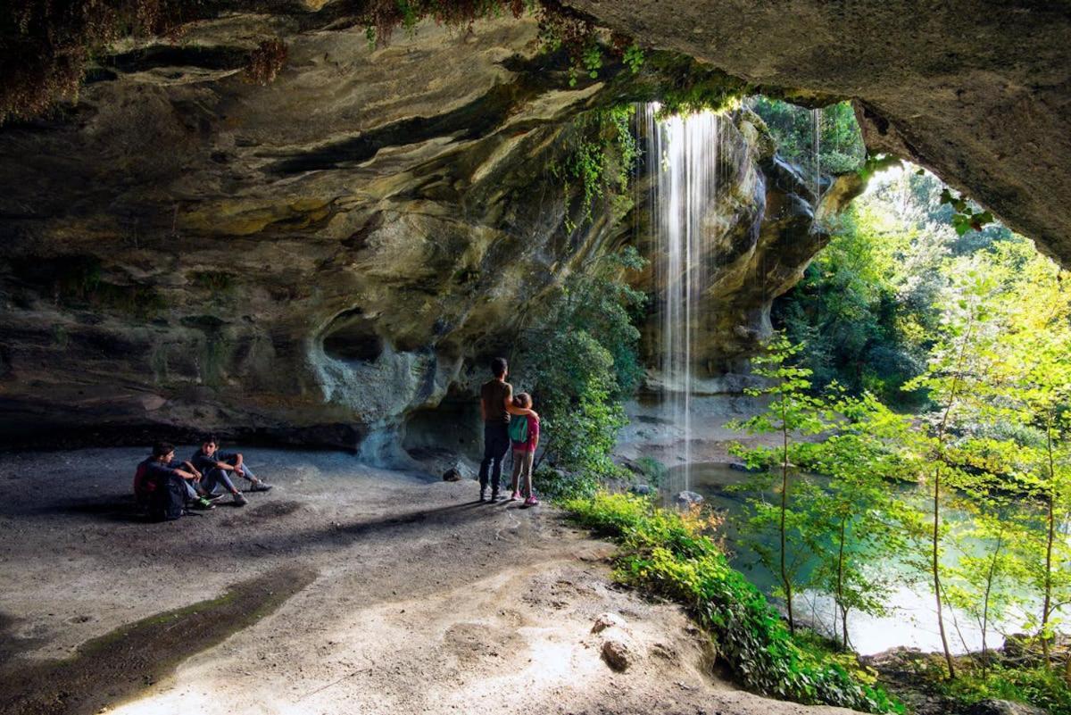 2 Chambres Evasion Ardechoise Villeneuve-de-Berg Kültér fotó