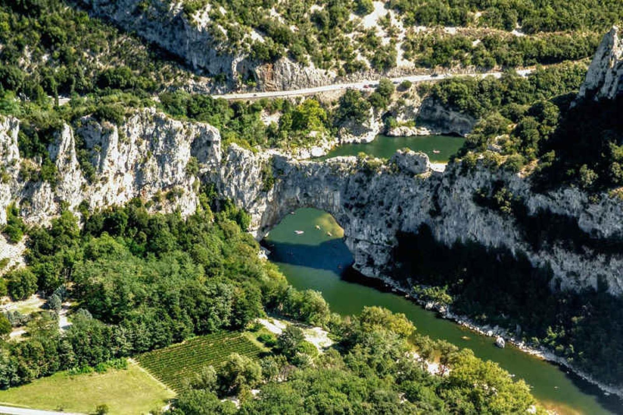 2 Chambres Evasion Ardechoise Villeneuve-de-Berg Kültér fotó
